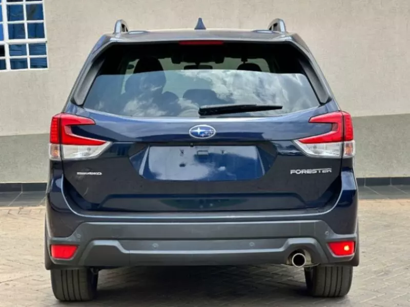 Subaru Forester   - 2018