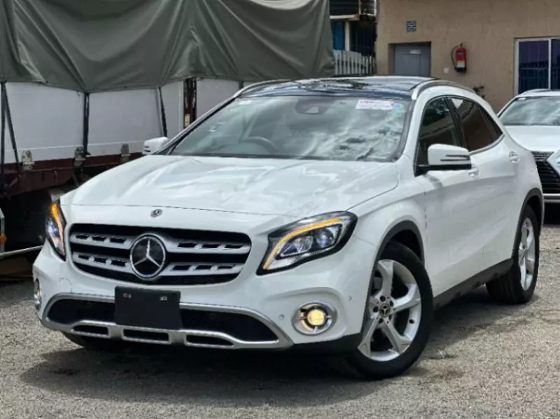 Mercedes-Benz GLA 220   - 2018