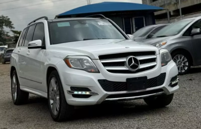 Mercedes-Benz GLK 350   - 2015
