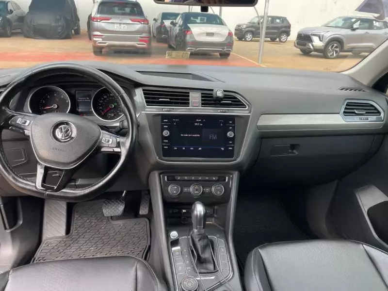 Volkswagen Tiguan   - 2018