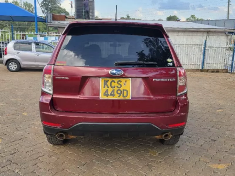 Subaru Forester   - 2011
