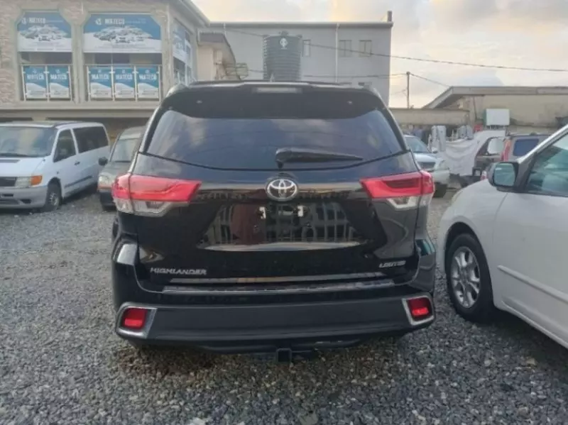 Toyota Highlander - 2019