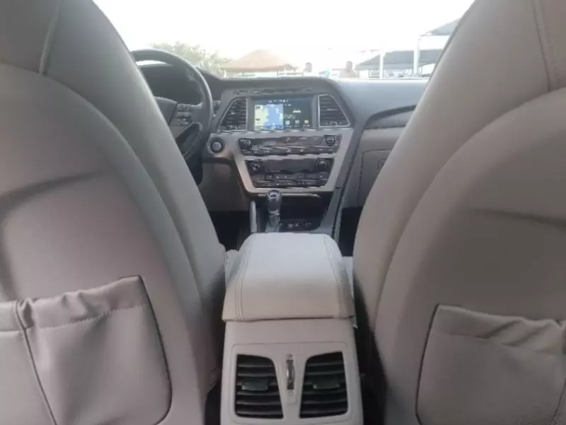 Hyundai Sonata   - 2016