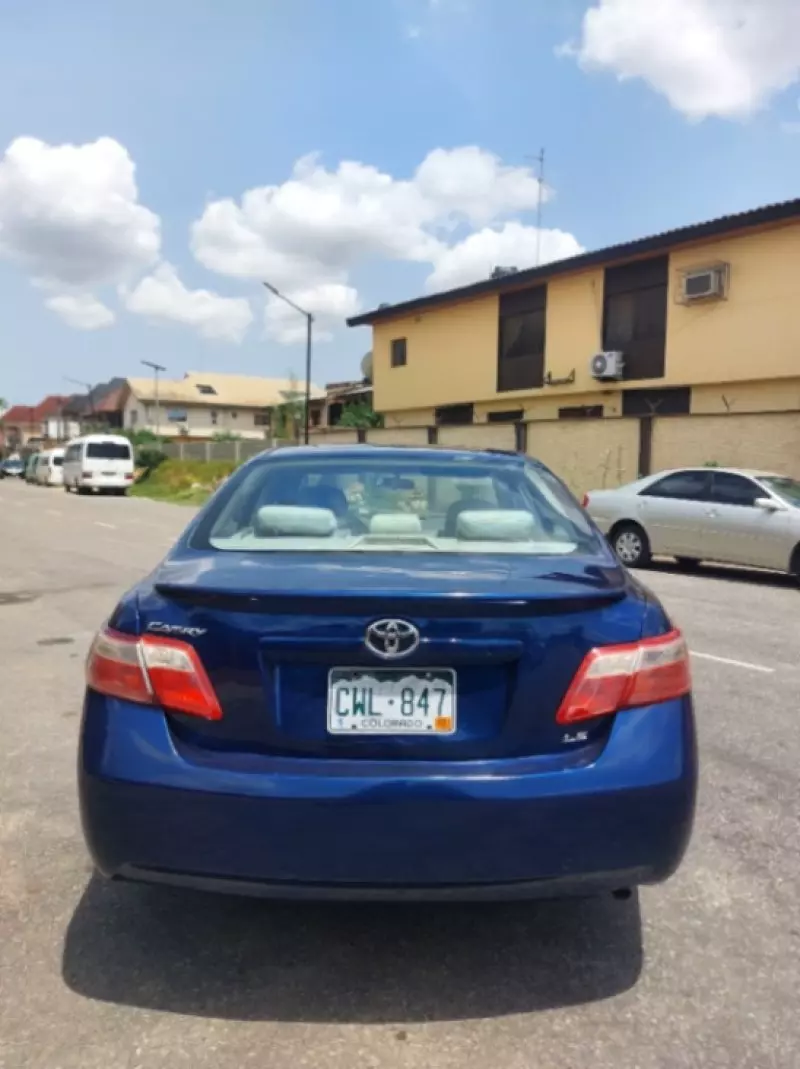 Toyota Camry   - 2007