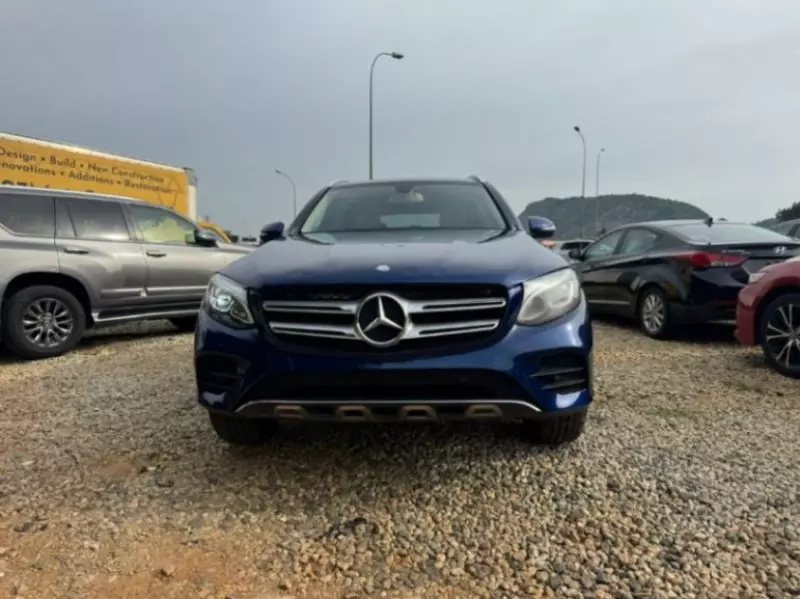 Mercedes-Benz GLC 300   - 2018