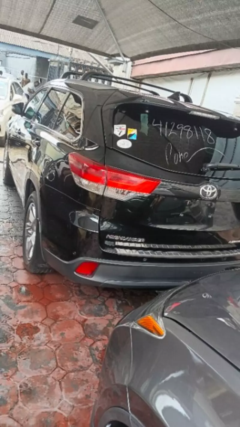 Toyota Highlander - 2014