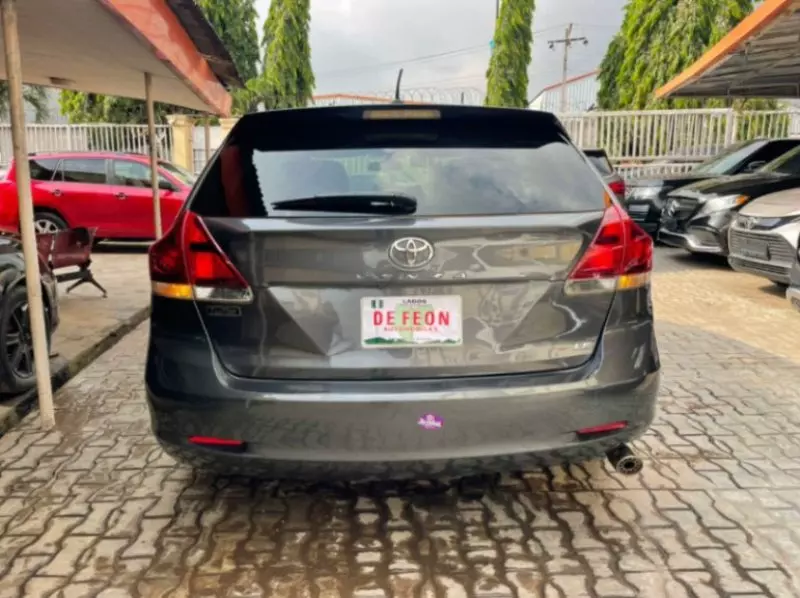 Toyota Venza   - 2013