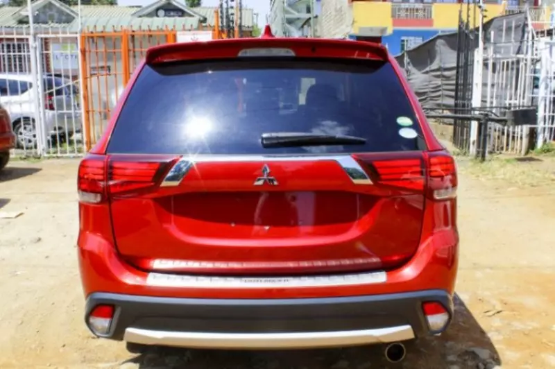 Mitsubishi New Outlander   - 2017