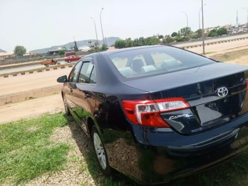 Toyota Camry   - 2012