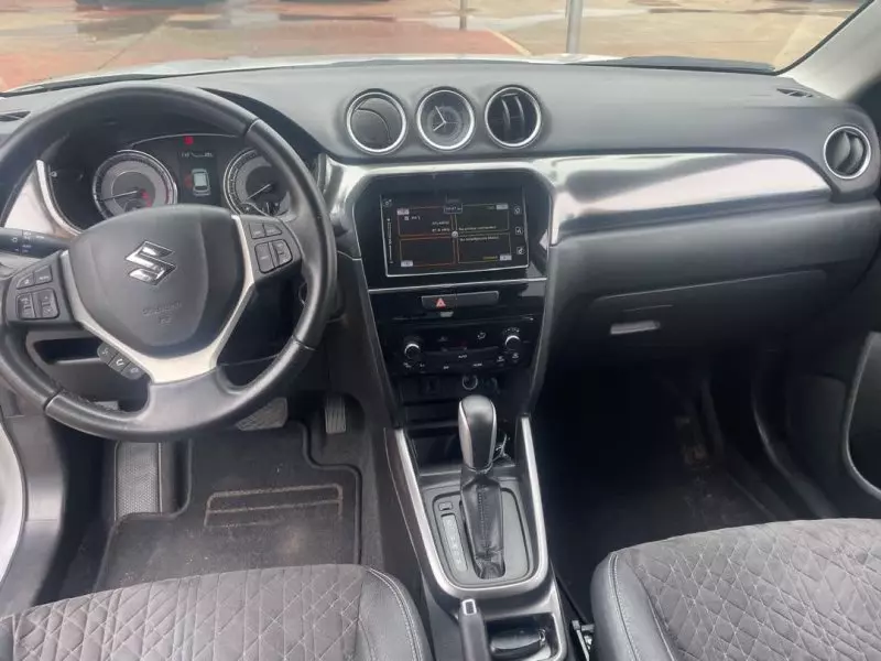 SUZUKI Vitara   - 2022