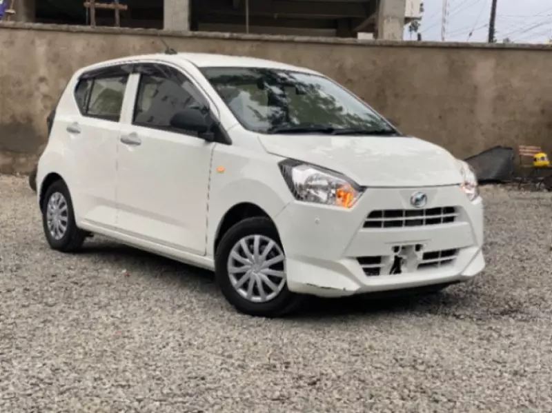 Daihatsu Mira    - 2018