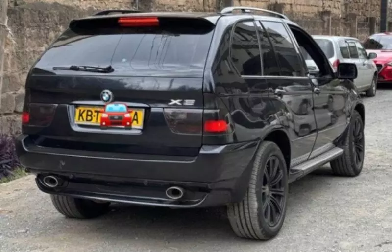 BMW X5   - 2005