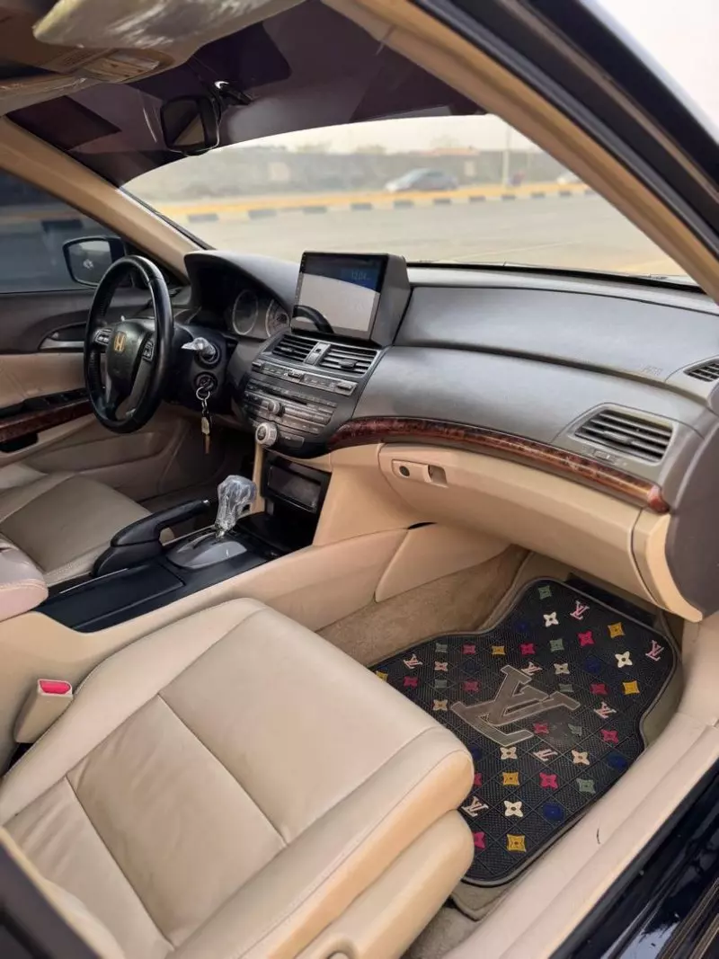 Honda Accord   - 2008