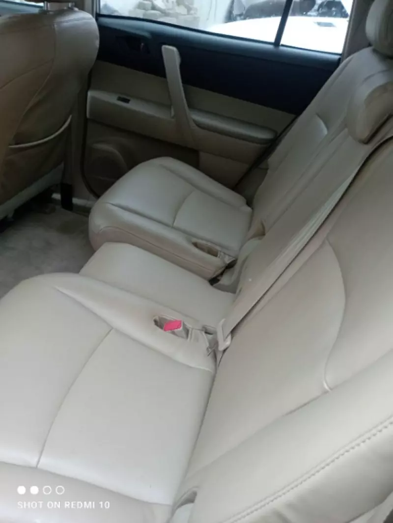 Toyota Highlander   - 2009