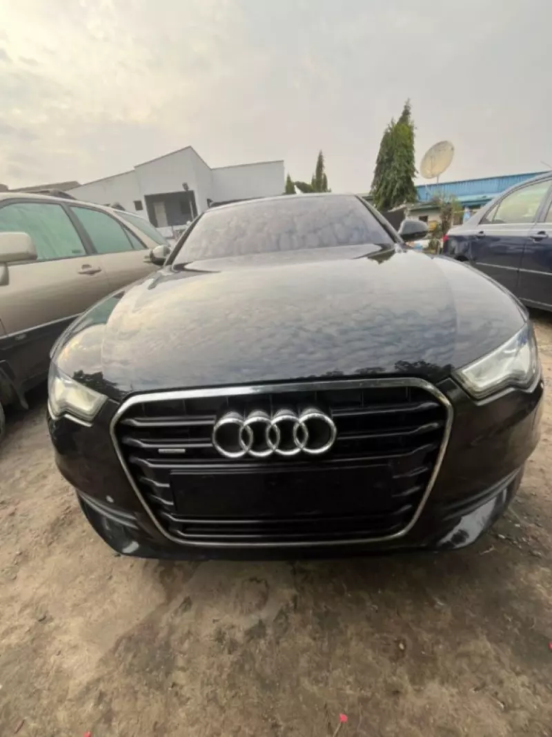 Audi A6   - 2012