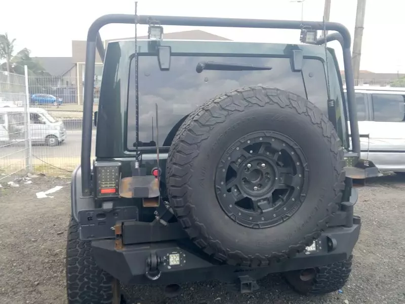 JEEP Wrangler Sahara   - 2011