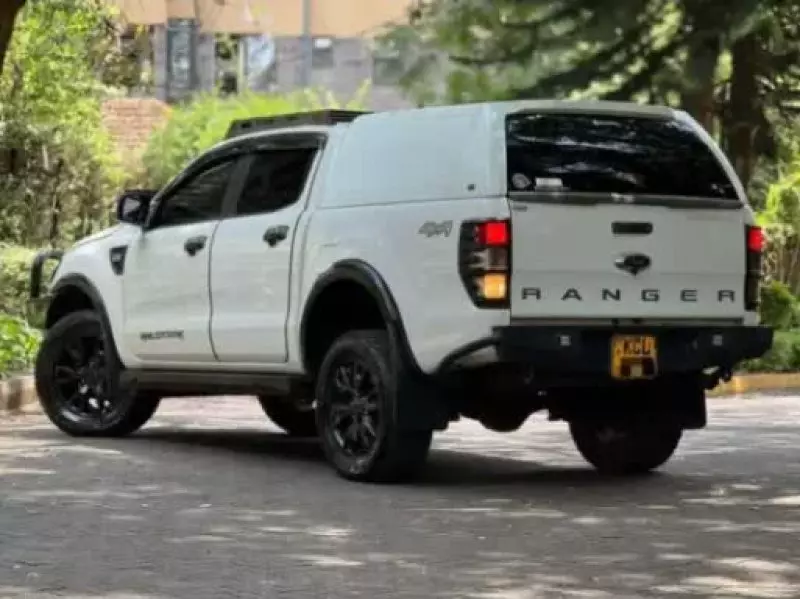 Ford Ranger D/C   - 2013