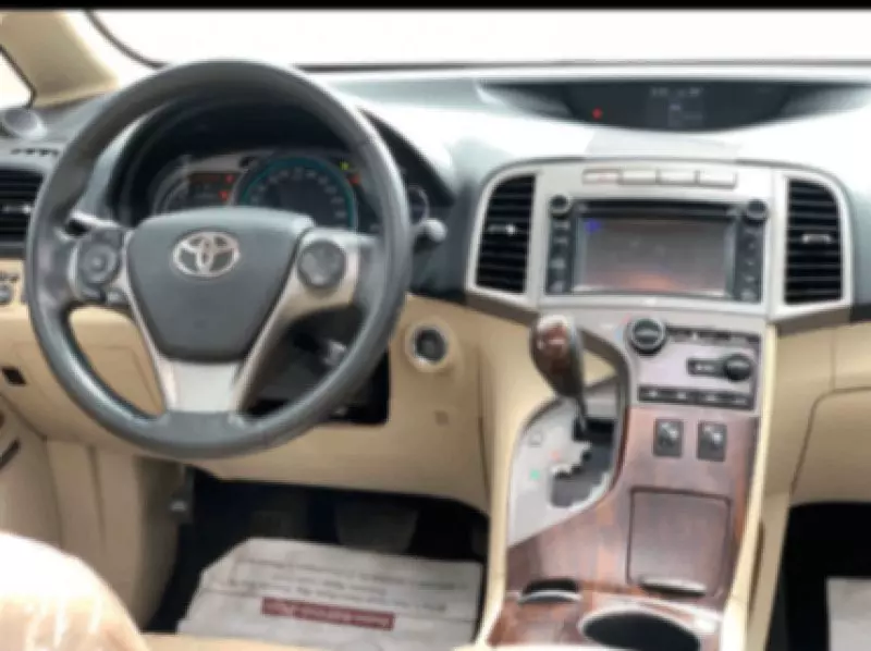 Toyota Venza   - 2014