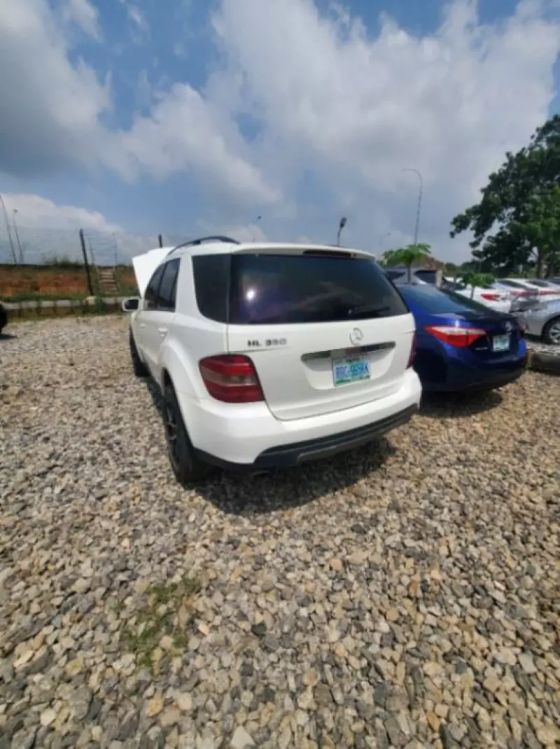 Mercedes-Benz ML 350   - 2009