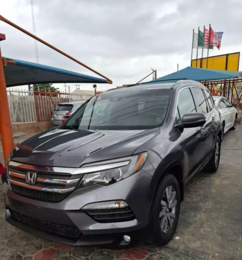 Honda Pilot   - 2016