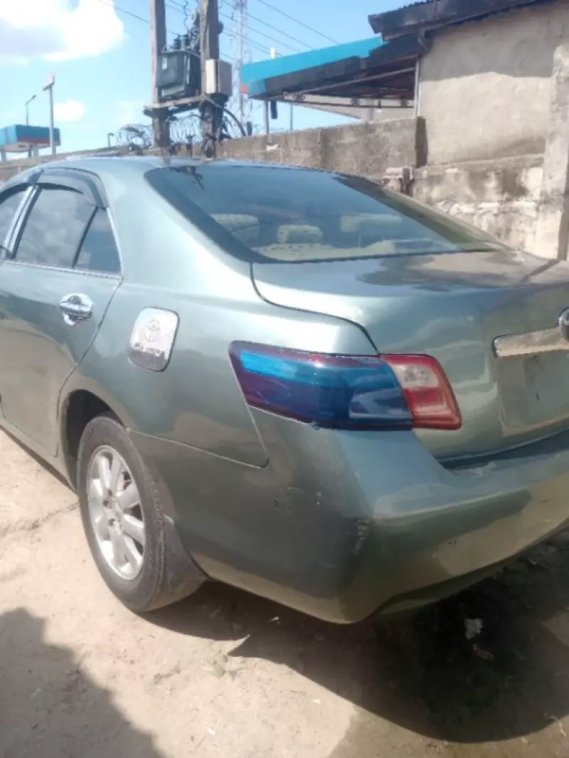 Toyota Camry   - 2008