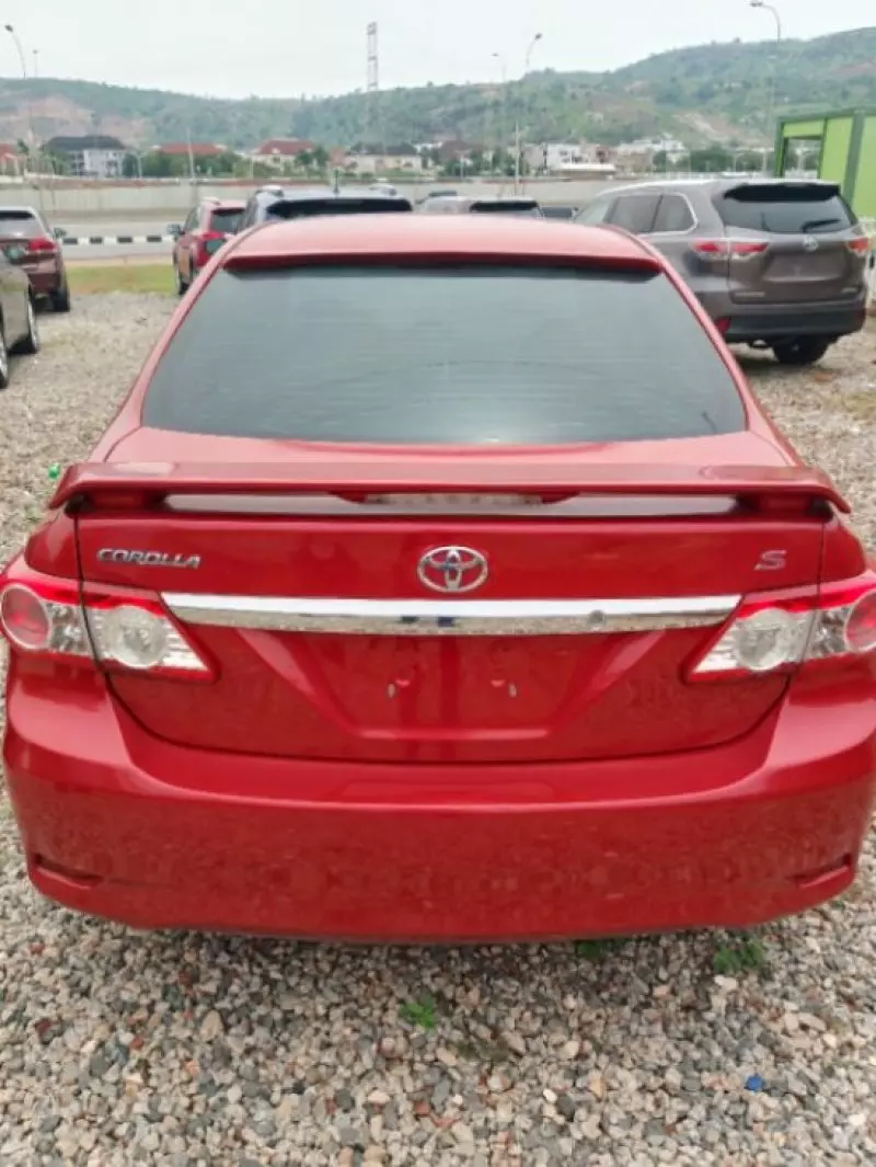 Toyota Corolla Sport   - 2012