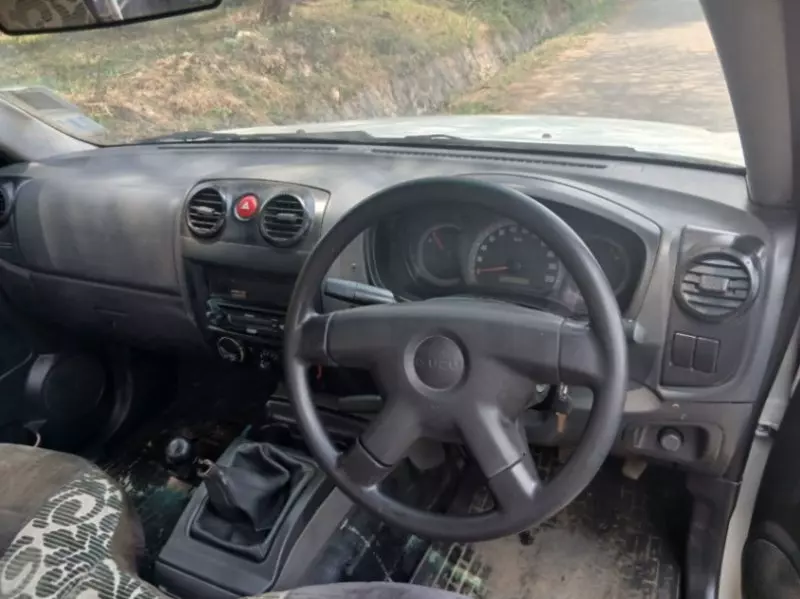 Isuzu D-Max   - 2010