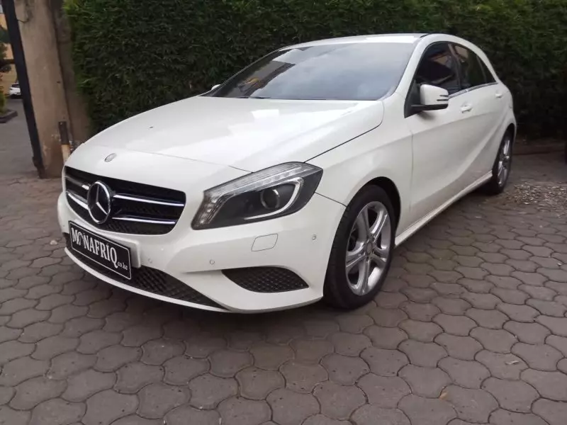 Mercedes-Benz A 180   - 2017