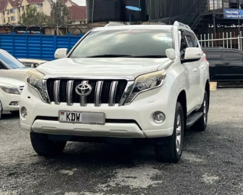 Toyota Landcruiser Prado   - 2016