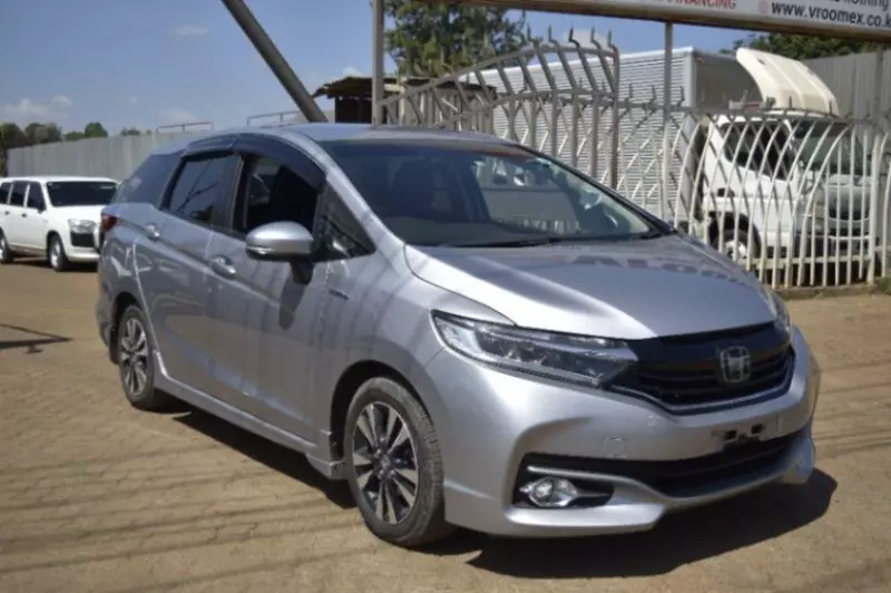 Honda Fit shuttle 