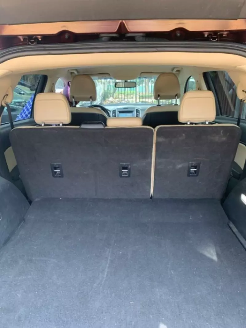 Ford Explorer   - 2018