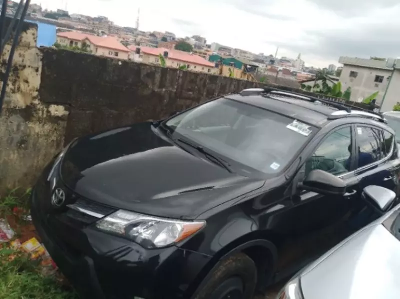 Toyota RAV 4   - 2013