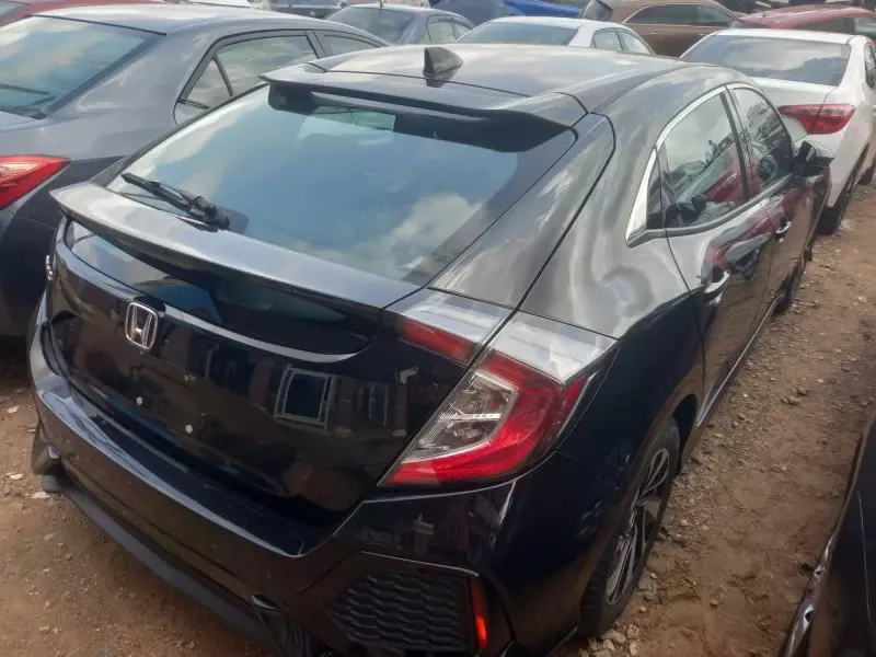 Honda Civic   - 2017