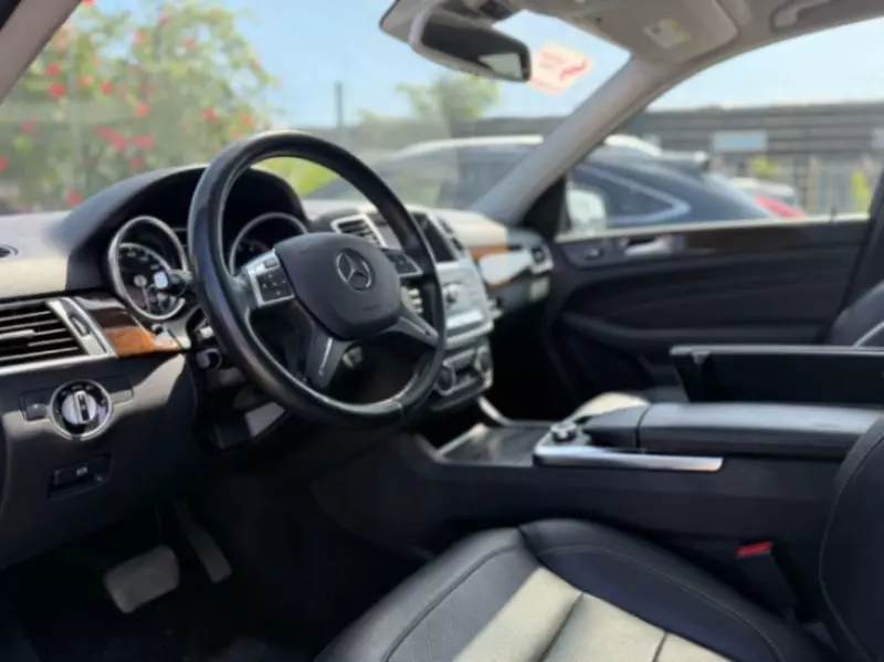 Mercedes-Benz ML 350   - 2014