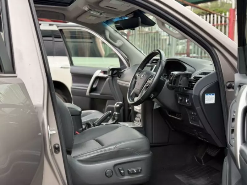 Toyota Land Cruiser Prado TX L   - 2020