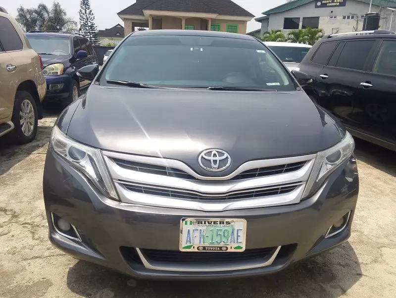 Toyota Venza   - 2013