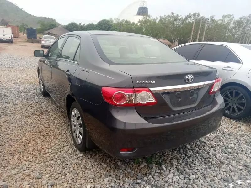 Toyota Corolla   - 2012