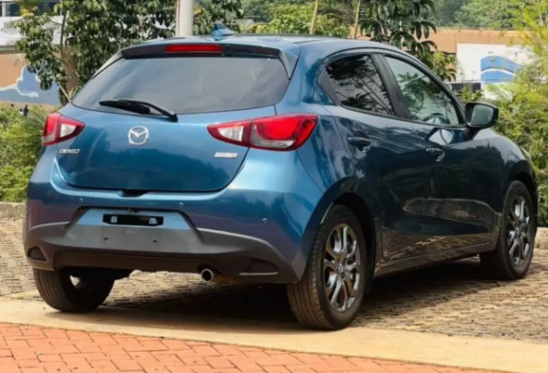 Mazda Demio   - 2018
