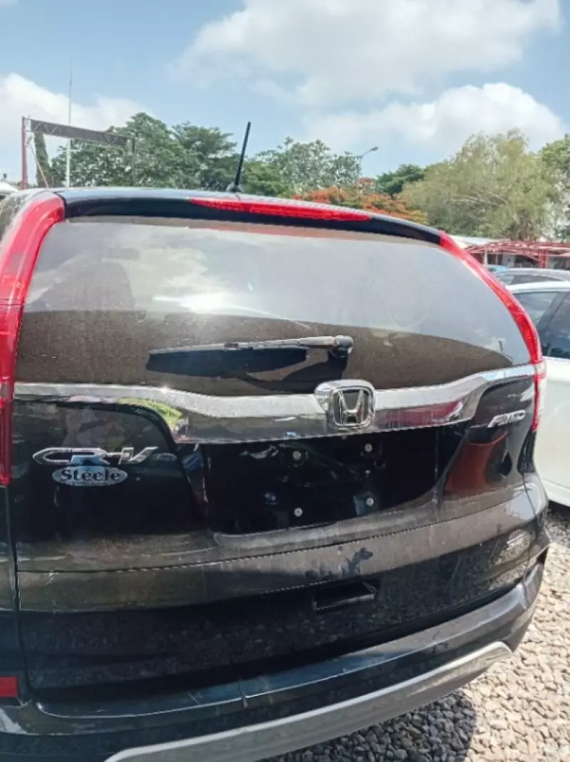 Honda CR-V   - 2015