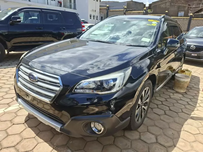 Subaru Outback   - 2016