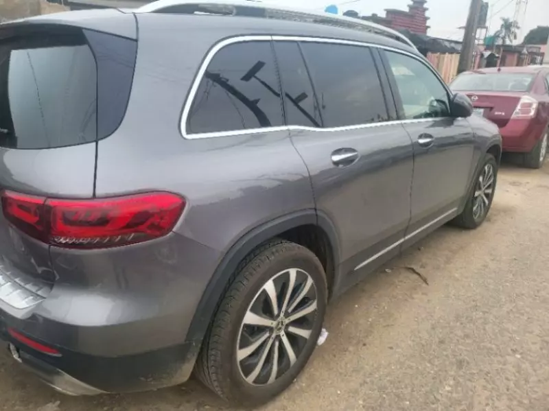 Mercedes-Benz GLB 250   - 2020