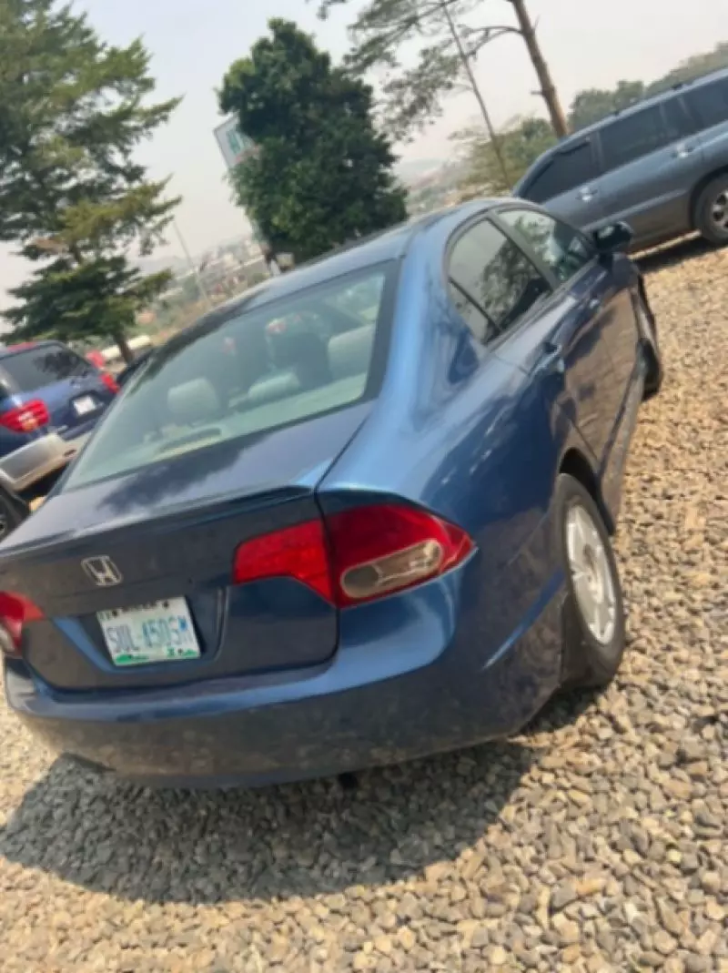 Honda Civic   - 2008