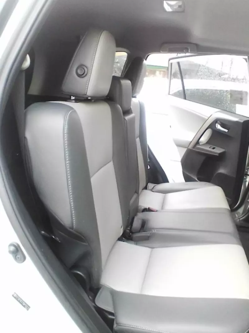 Toyota RAV 4   - 2018