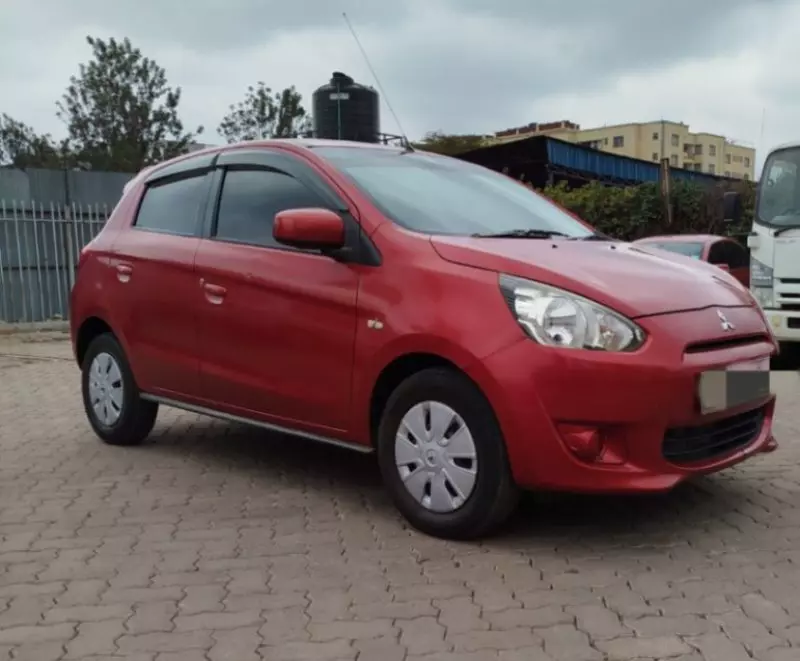 Mitsubishi Mirage   - 2015