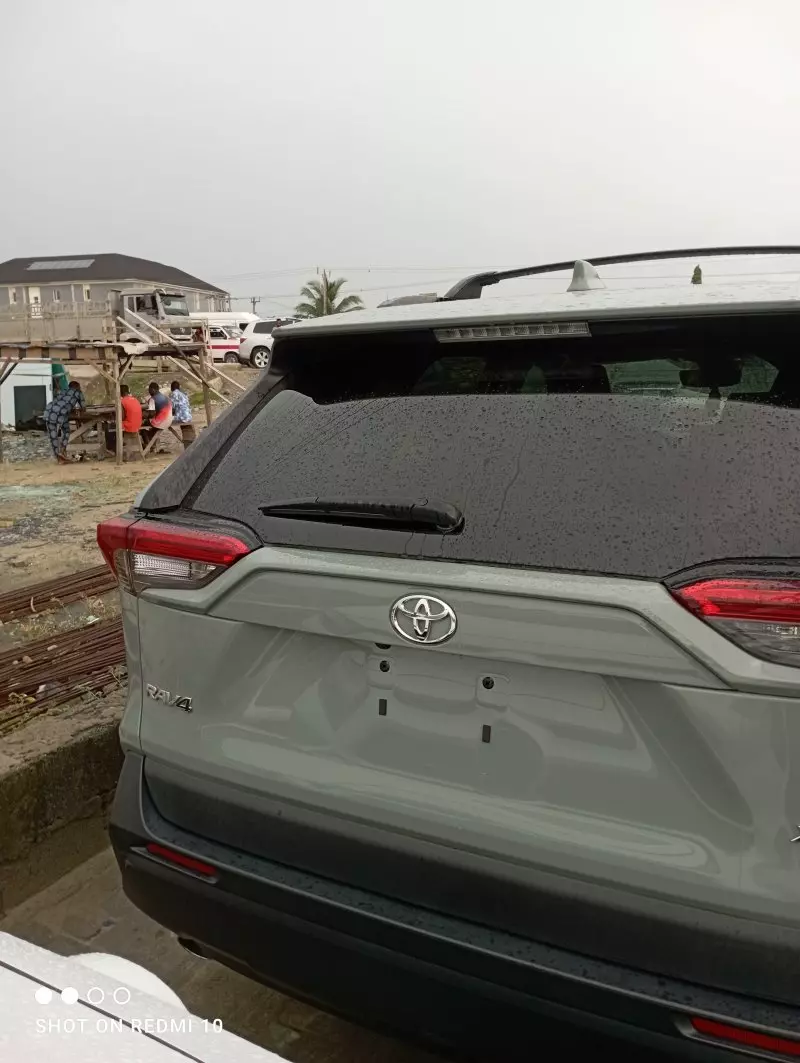 Toyota RAV4   - 2022