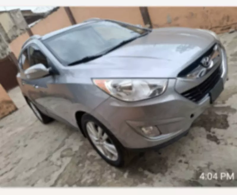 Hyundai Tucson   - 2013