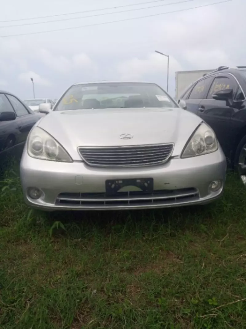 Lexus ES 330   - 2005