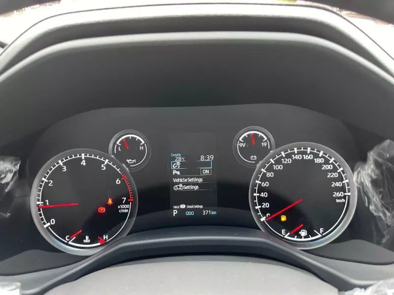 Toyota  Land Cruiser VXR V8   - 2023