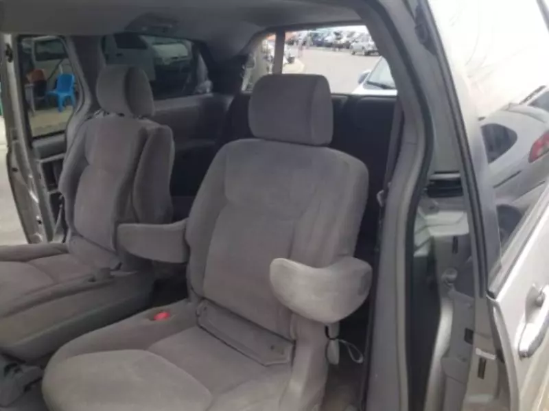 Toyota Sienna   - 2006