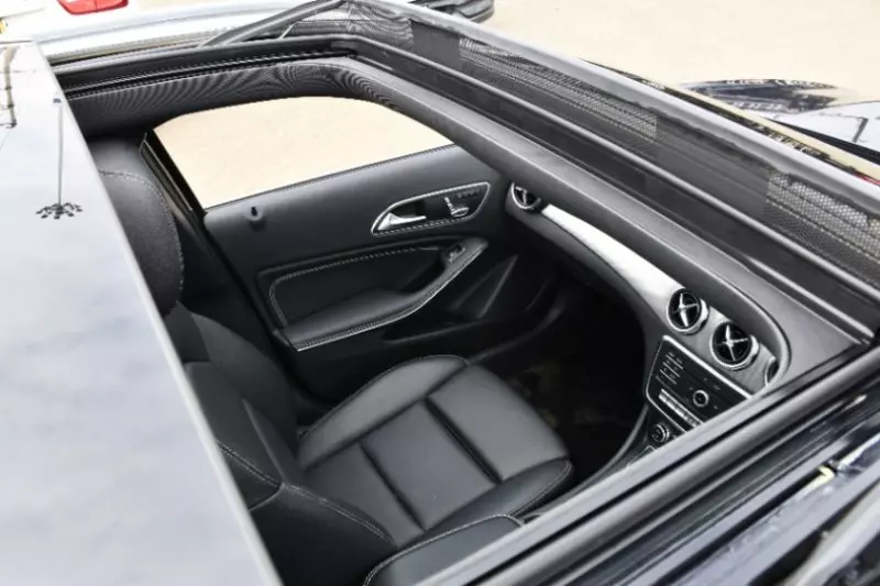 Mercedes-Benz GLA 180   - 2018